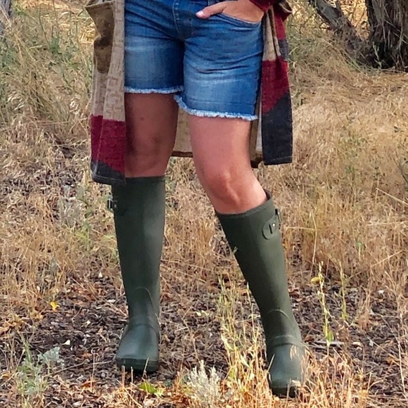 New! Matte Hunter Green Tall Rubber Rain Boot - Picture 5 of 13